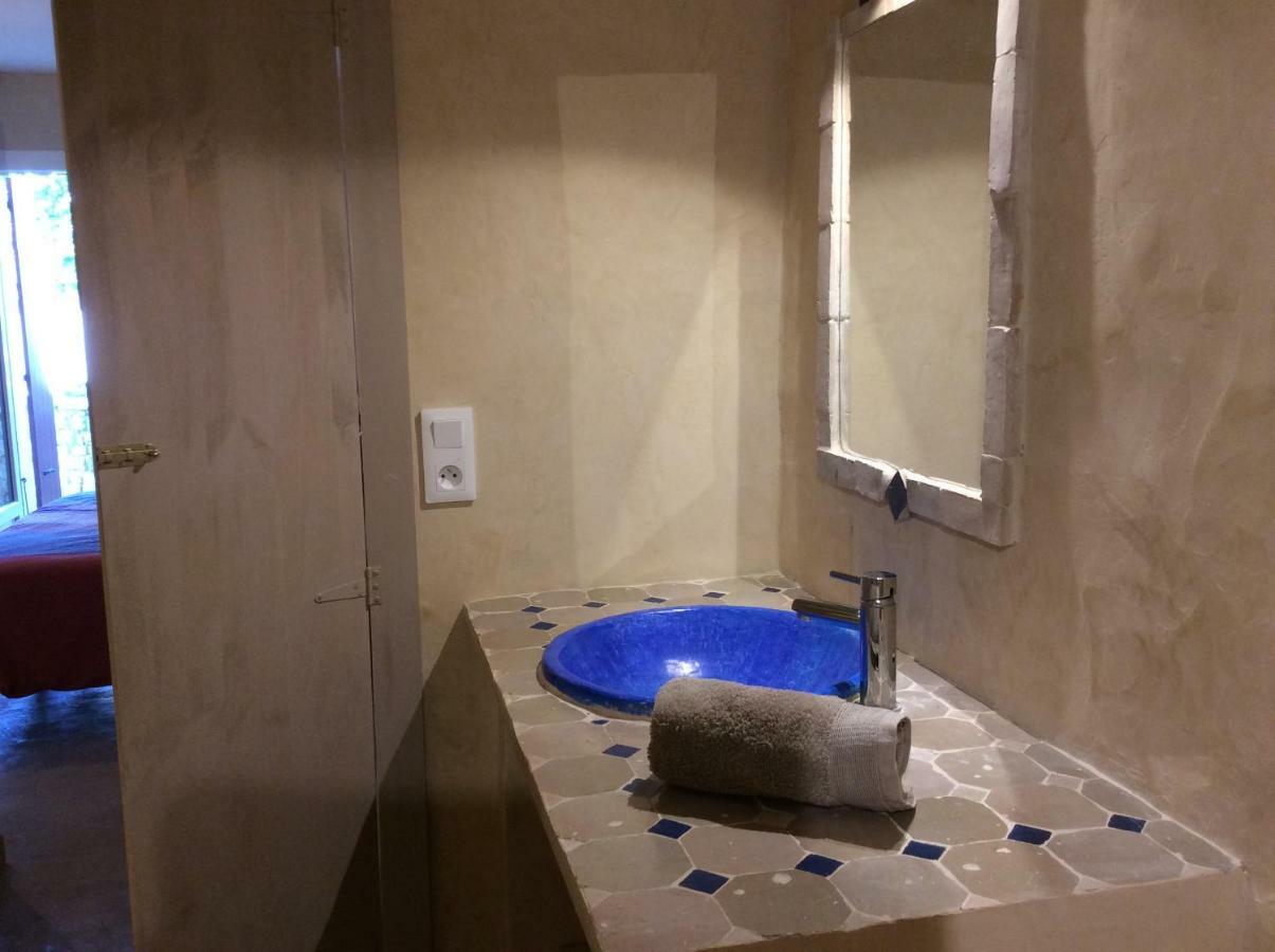 Apartmán Mas Des Broussonnetiers Barjac  Exteriér fotografie